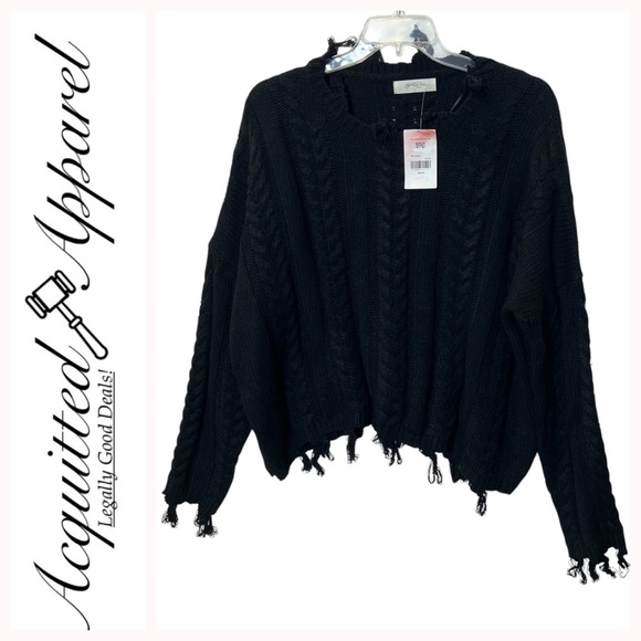 A Beautiful Soul Captivating Pullover Fringe Sweater NWT - Picture 1 of 12